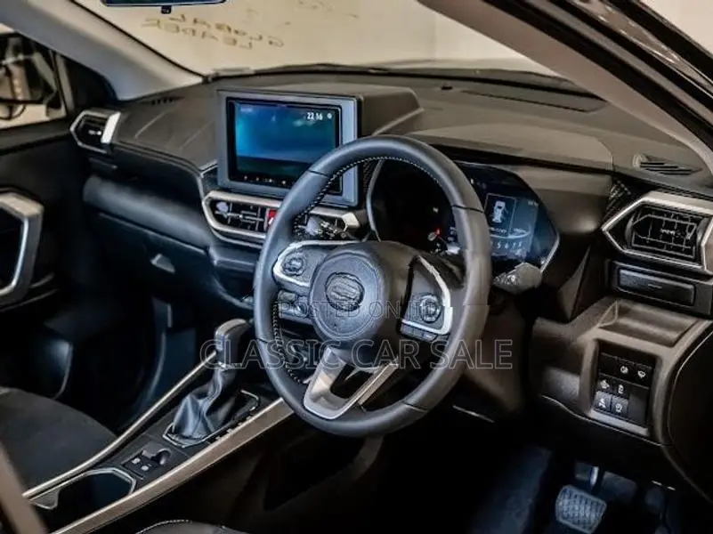 Daihatsu Rocky Premium 2025