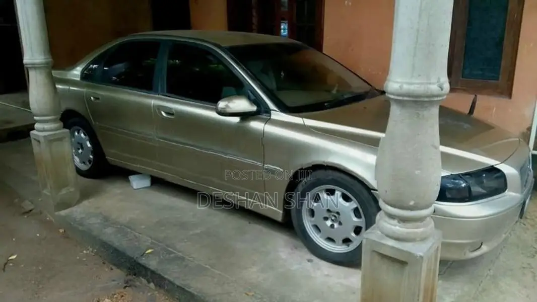 Volvo S80 2001