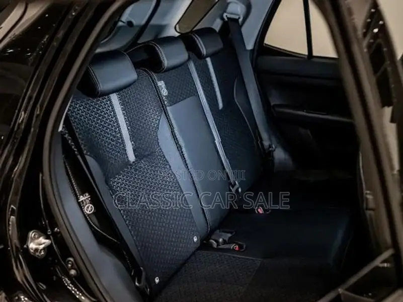 Daihatsu Rocky Premium 2025