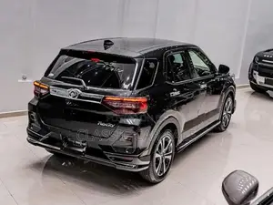 Daihatsu Rocky Premium 2025
