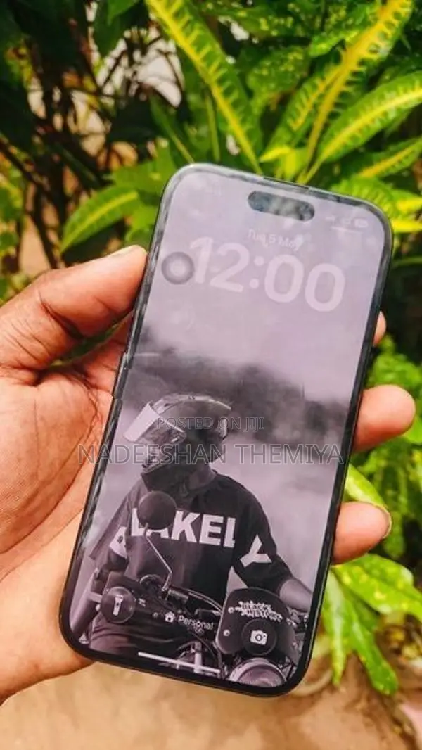 Apple iPhone 15 (Used)