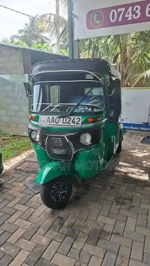 Bajaj RE 4 Stroke 2014