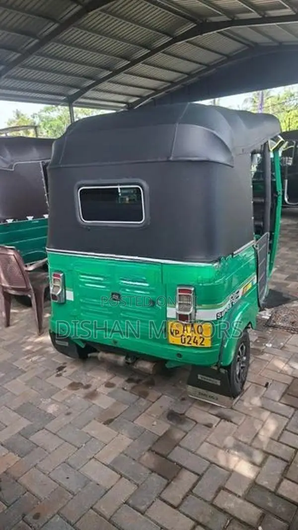 Bajaj RE 4 Stroke 2014