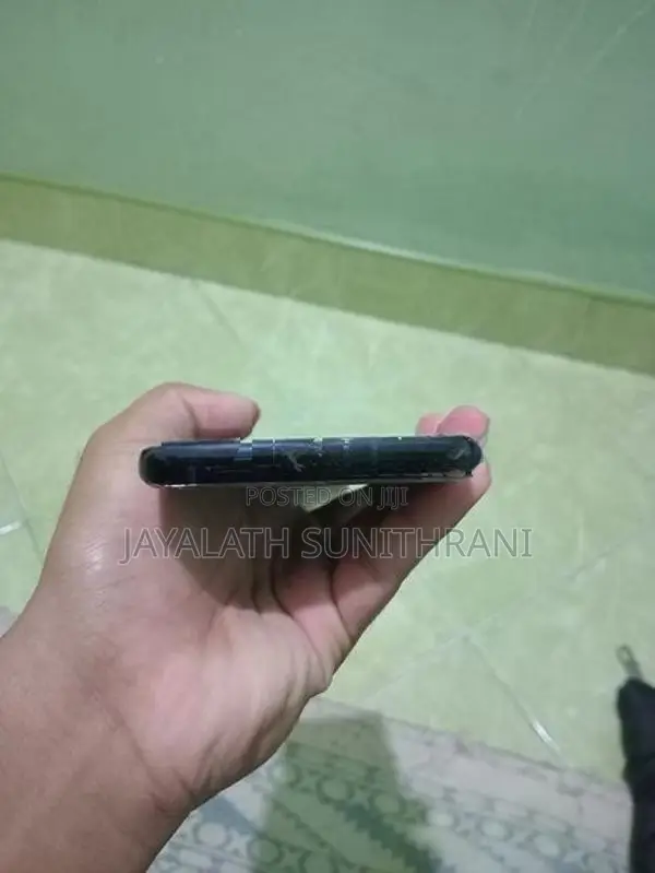 Samsung Galaxy S21 Ultra 5G (Used)