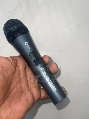 Sennheiser E835 Dynamic Vocal Microphone
