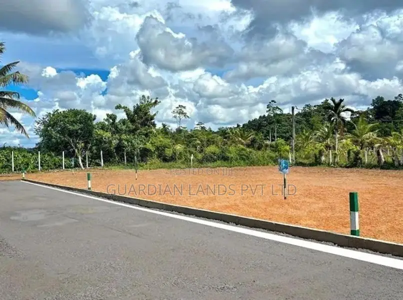 Luxury Residental Land Plots in Minuwangoda