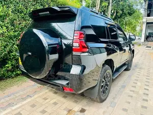 Toyota Land Cruiser Prado Diesel 2014