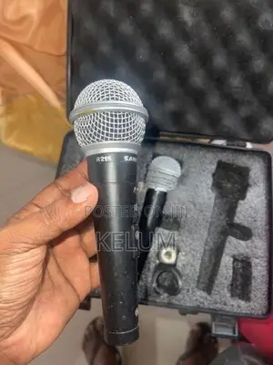 Samson R21S Dynamic Microphone 3-Piece Kit