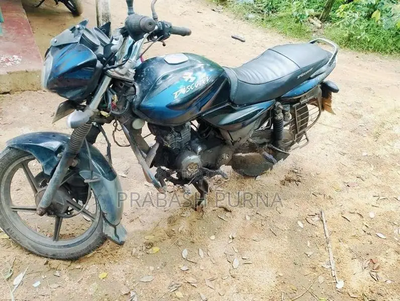 Bajaj Discover 2012