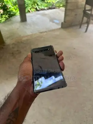 Samsung Galaxy S10 5G (Used)
