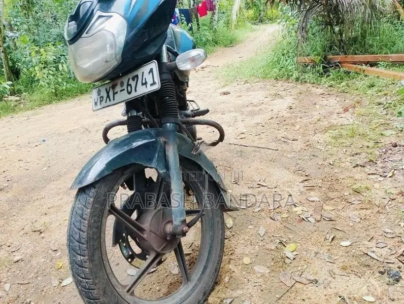 Bajaj Discover 2011