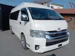 Toyota Commuter 2024