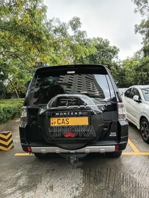 Mitsubishi Montero 2015