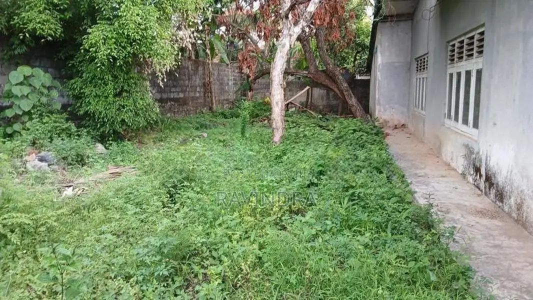 Land for Sale Garage Junction Maharagama