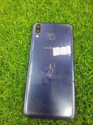 Samsung Galaxy M20 (Used)