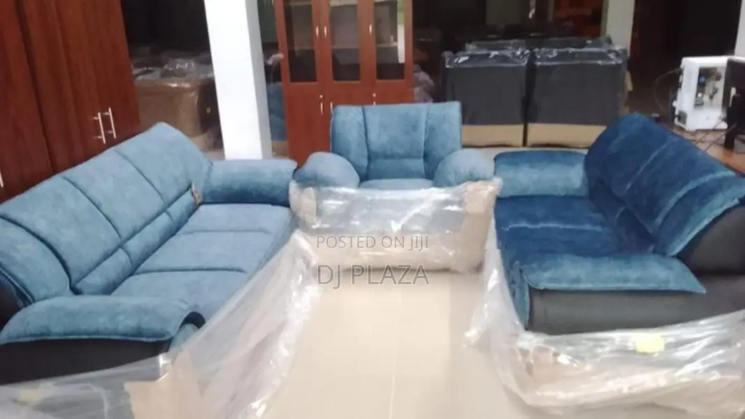 Cushion Sofa 3+3+1