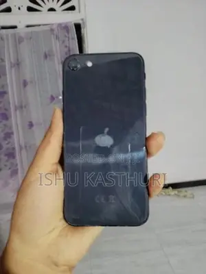 Apple iPhone SE 2 (Used)