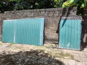 Sliding Gate (11.5 + 3.5) x 5.5 with hooks