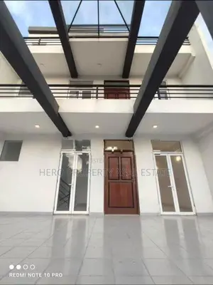 Modern Luxury House for Rent in Battaramulla