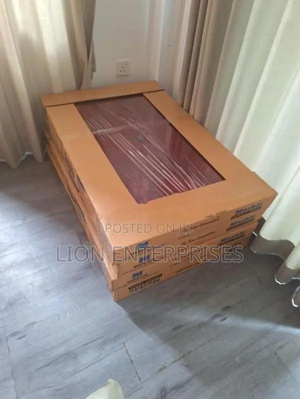 Nippon Plastic Dining Tables