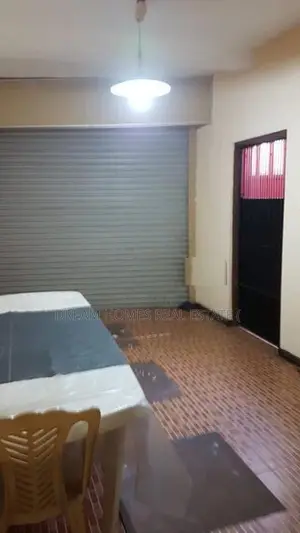 Modern 3-Bedroom Well-Maintained House for Sale in Koswatte