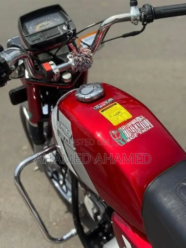 Hero CD 100 2000
