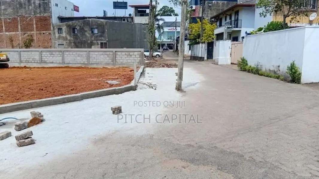 Land Plots for Sale in Pelawaththa