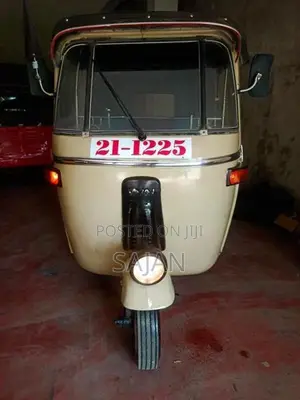 Bajaj RE 1999