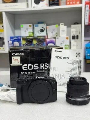 Canon R50