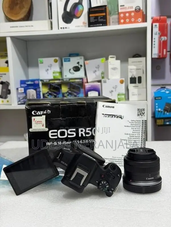 Canon R50