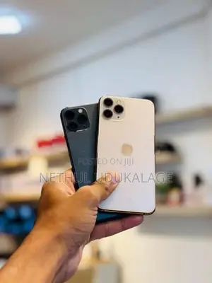Apple iPhone 11 Pro 256GB (Used)
