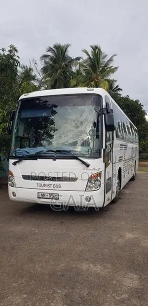 Hyundai Universe 2012