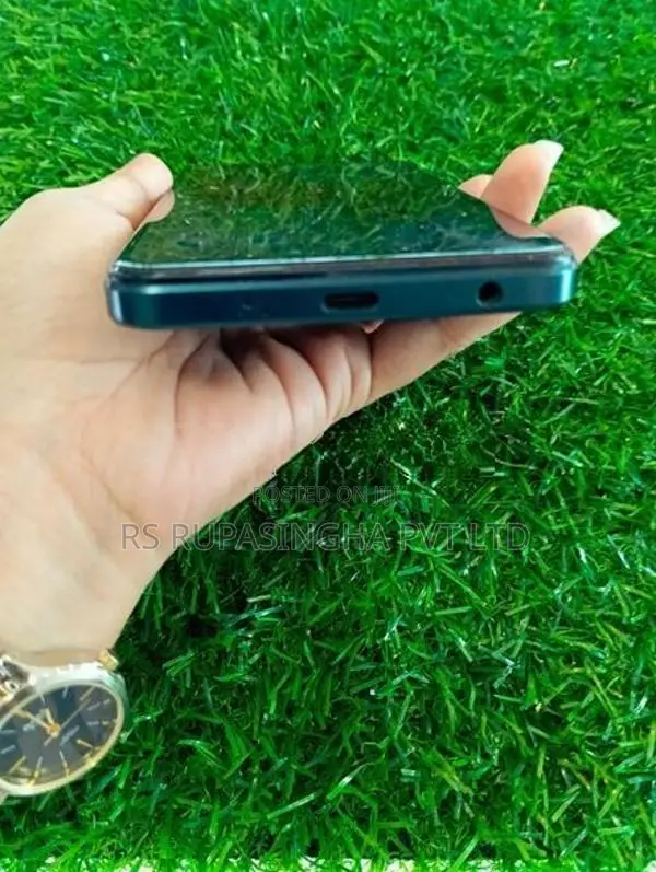 Vivo Y03 4GB/128GB (Used)