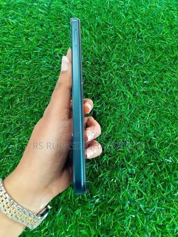 Vivo Y03 4GB/128GB (Used)