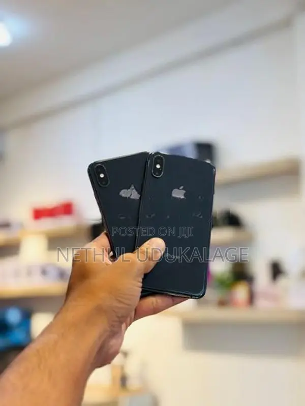 Apple iPhone XS 256GB (Used)