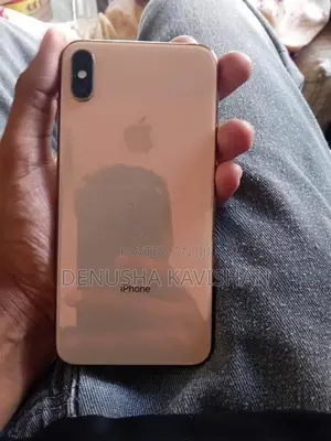 Apple iPhone XS Max (Used)