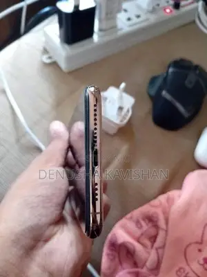 Apple iPhone XS Max (Used)