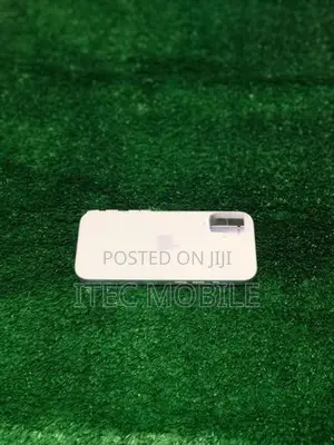Apple iPhone 17 (Used)