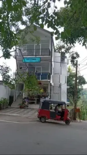 Commercial Building for Rent – Asgiriya, Kandy