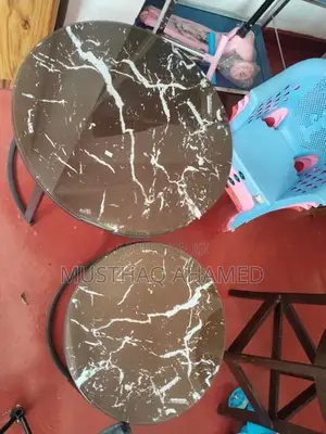 Stylish Round Nesting Coffee Tables