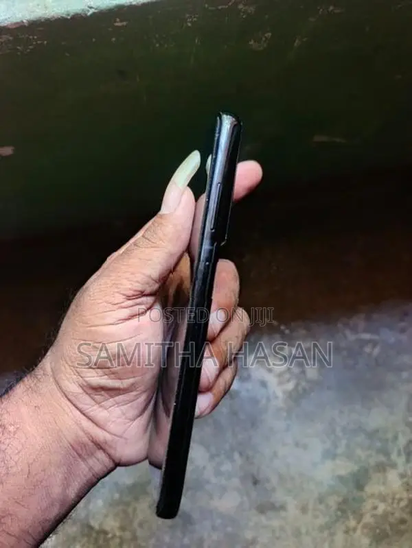 Samsung Galaxy S21 Ultra (Used)