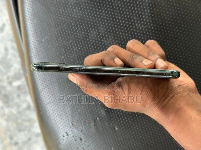 Apple iPhone 11 Pro (Used)