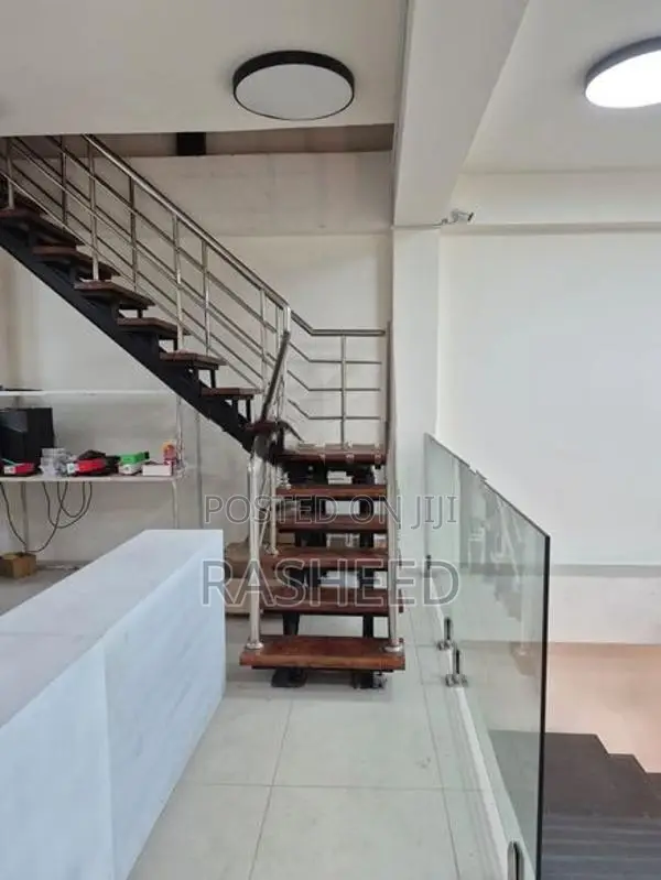 Commercial Building for Sale in Colombo 4
