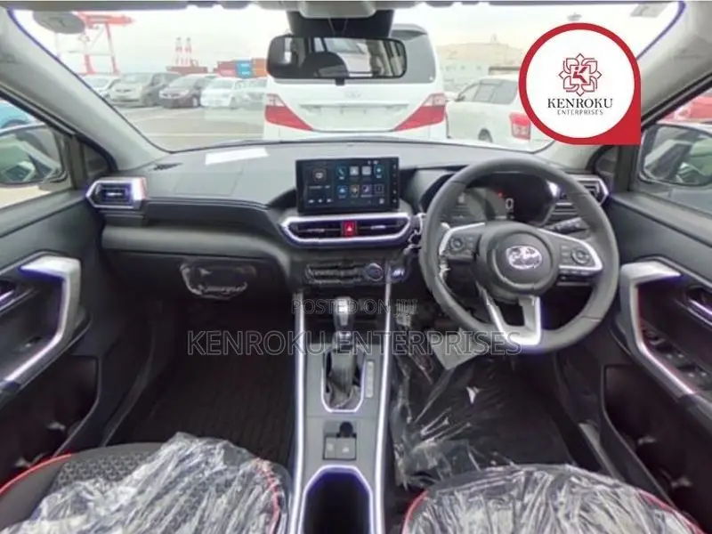 Toyota Raize Hybrid Z 2025