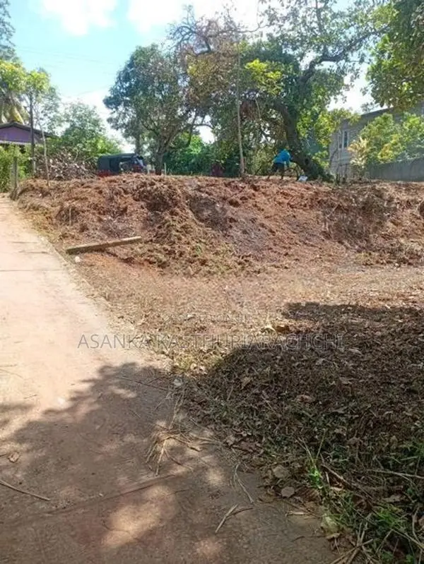 කලගෙඩිහේන අගනා ඉඩමක් විකිණීමට