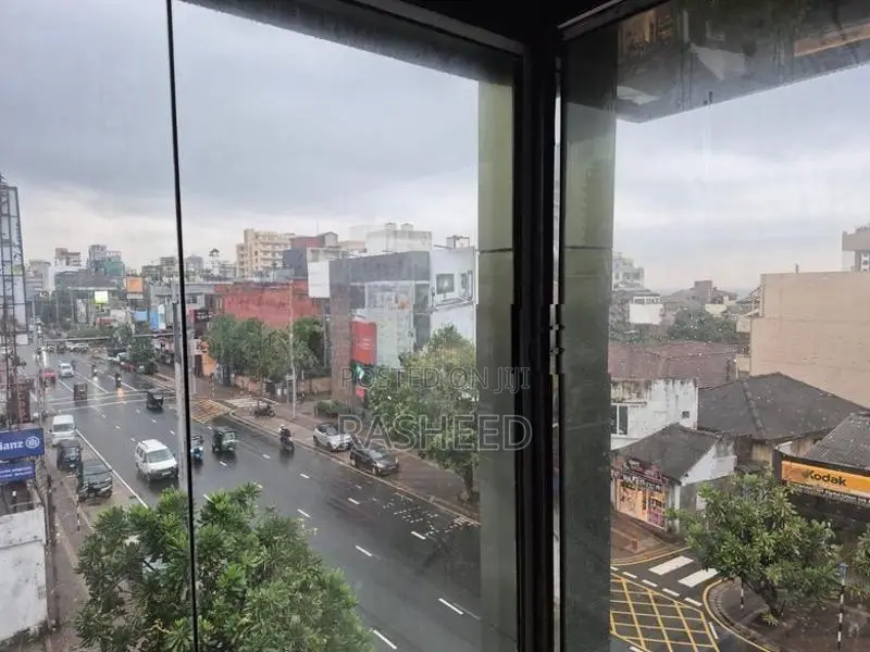 Commercial Building for Sale in Colombo 4