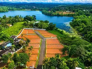 Uyanwaththa Lake Facing Best Waterfront Land Plots in Bandaragama