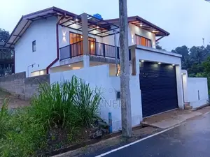 Luxury House for Sale in Ratnapura