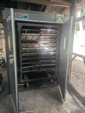 3520 egg incubator