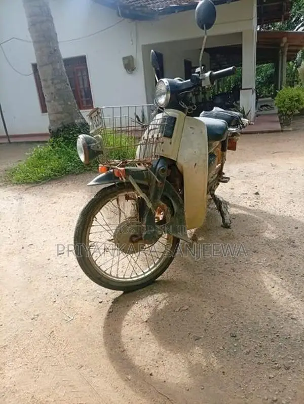 Honda Super Cub 2001